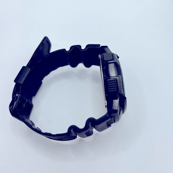 Casio 5 alarms 3198 AE-1000W. Multi functional digital face. New battery - Picture 3 of 8